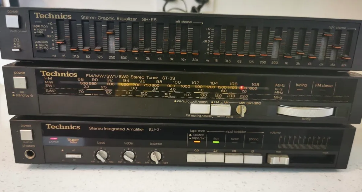 Technics Seperates ( Amp ; Tuner ; Graphic Equaliz - Image 4