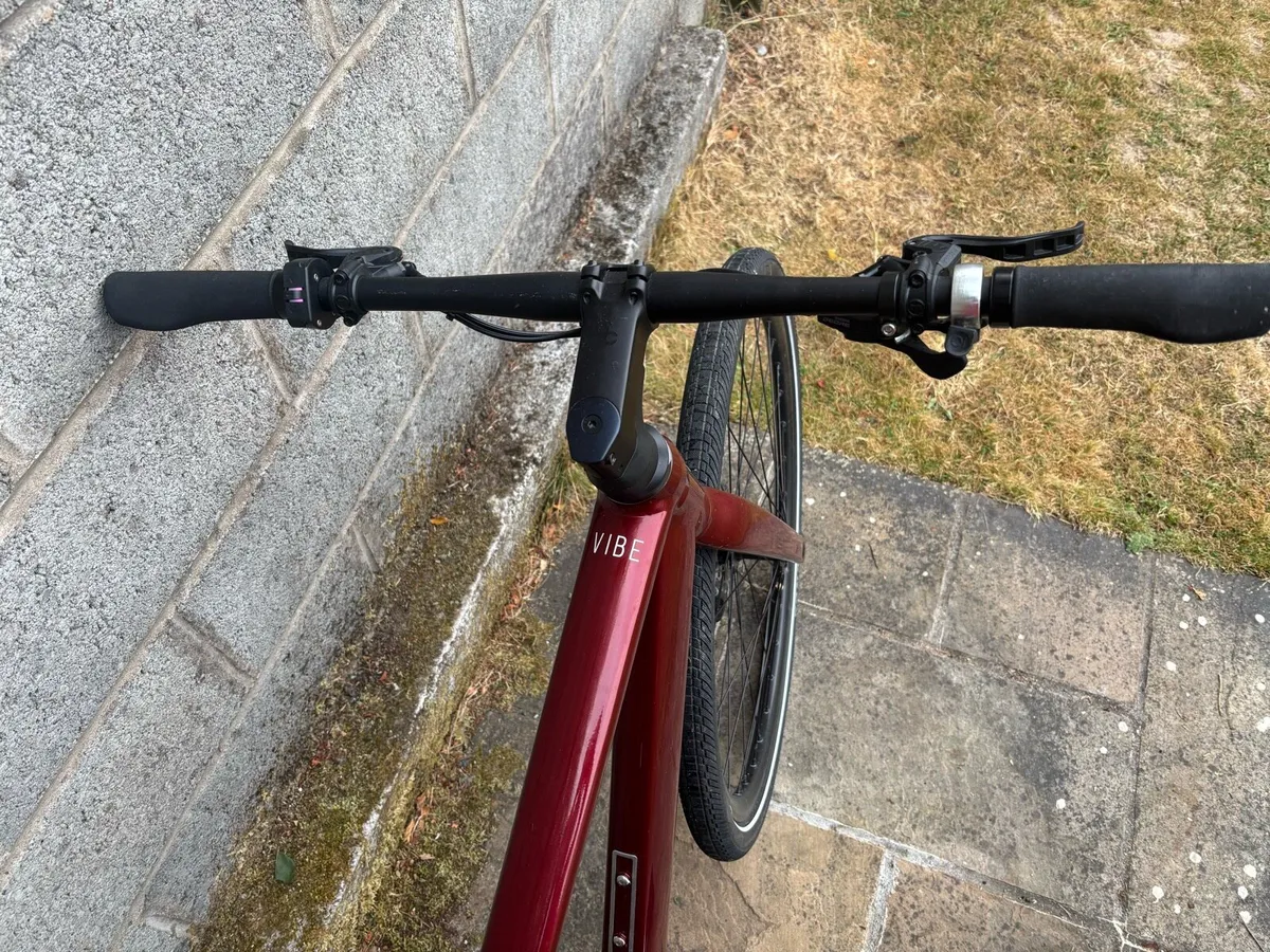 Orbea Vibe H30 - Electric ( Size M ) - Image 3