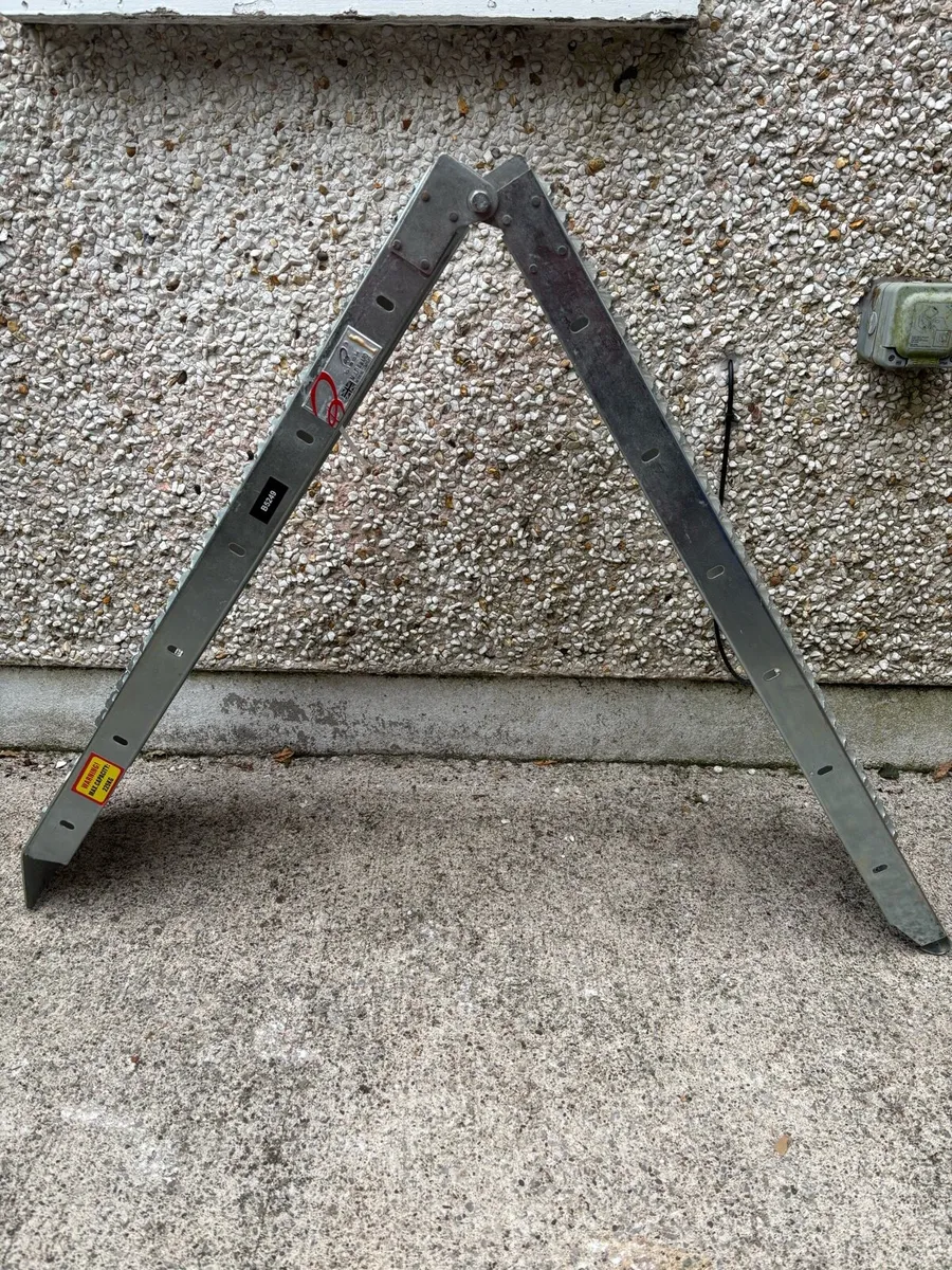 Motorcycle Ramp - Image 1
