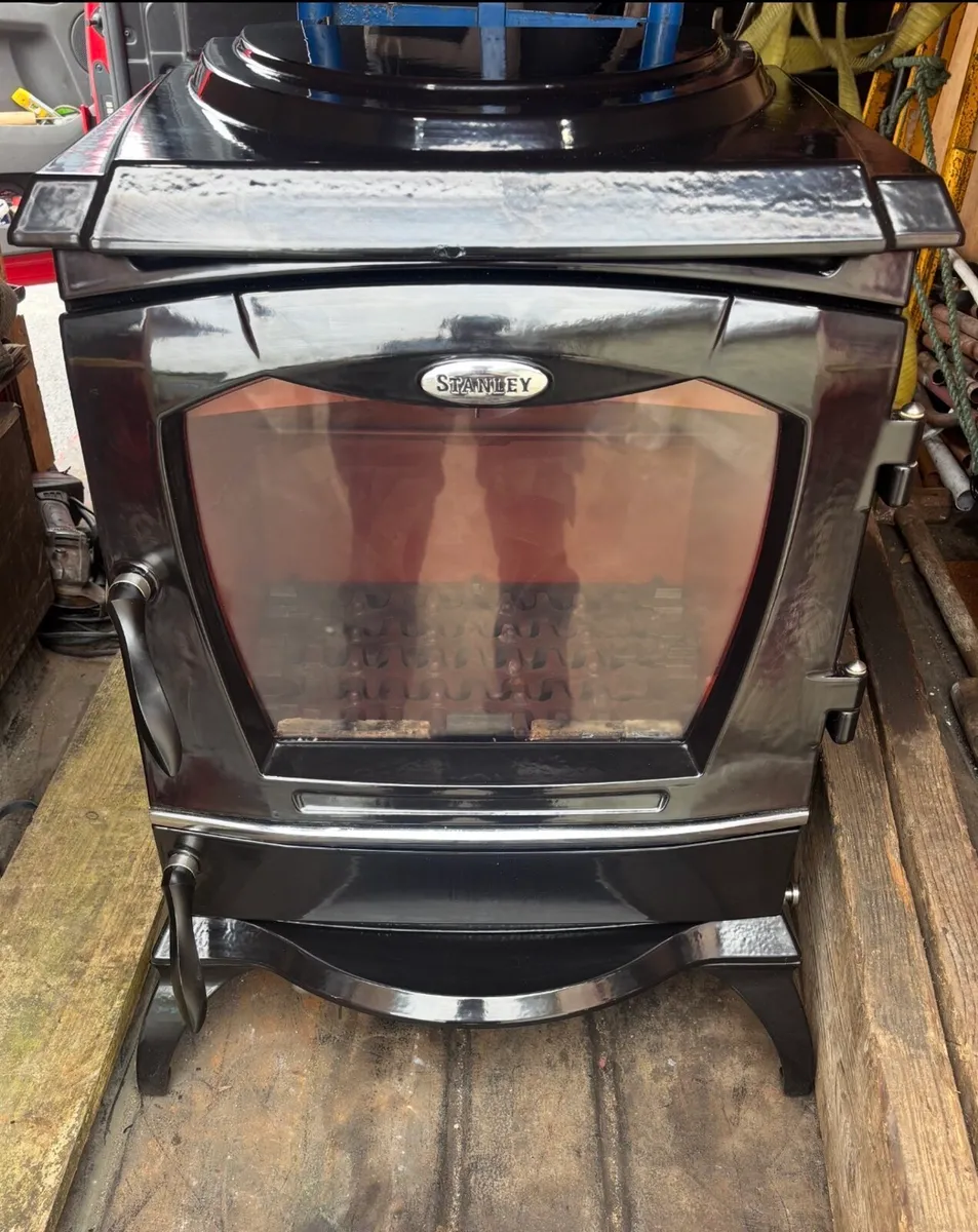Stanley Reginald stove - Image 1