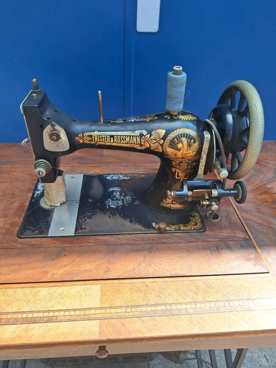 Frister & Rossmann Hand Crank c1901 - Image 2