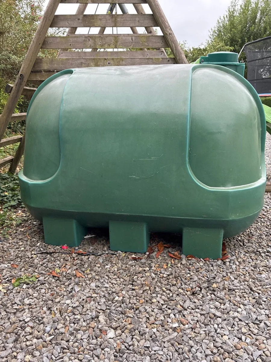 Oil tank - Image 2