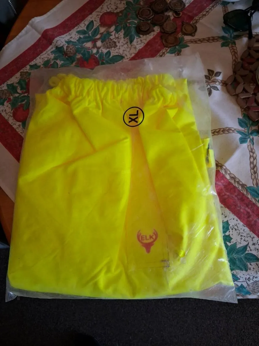 Elk high vis trousers