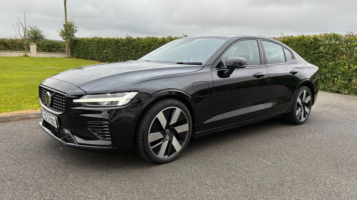 Volvo S60 ultimate T8 455bhp AWD - Image 1