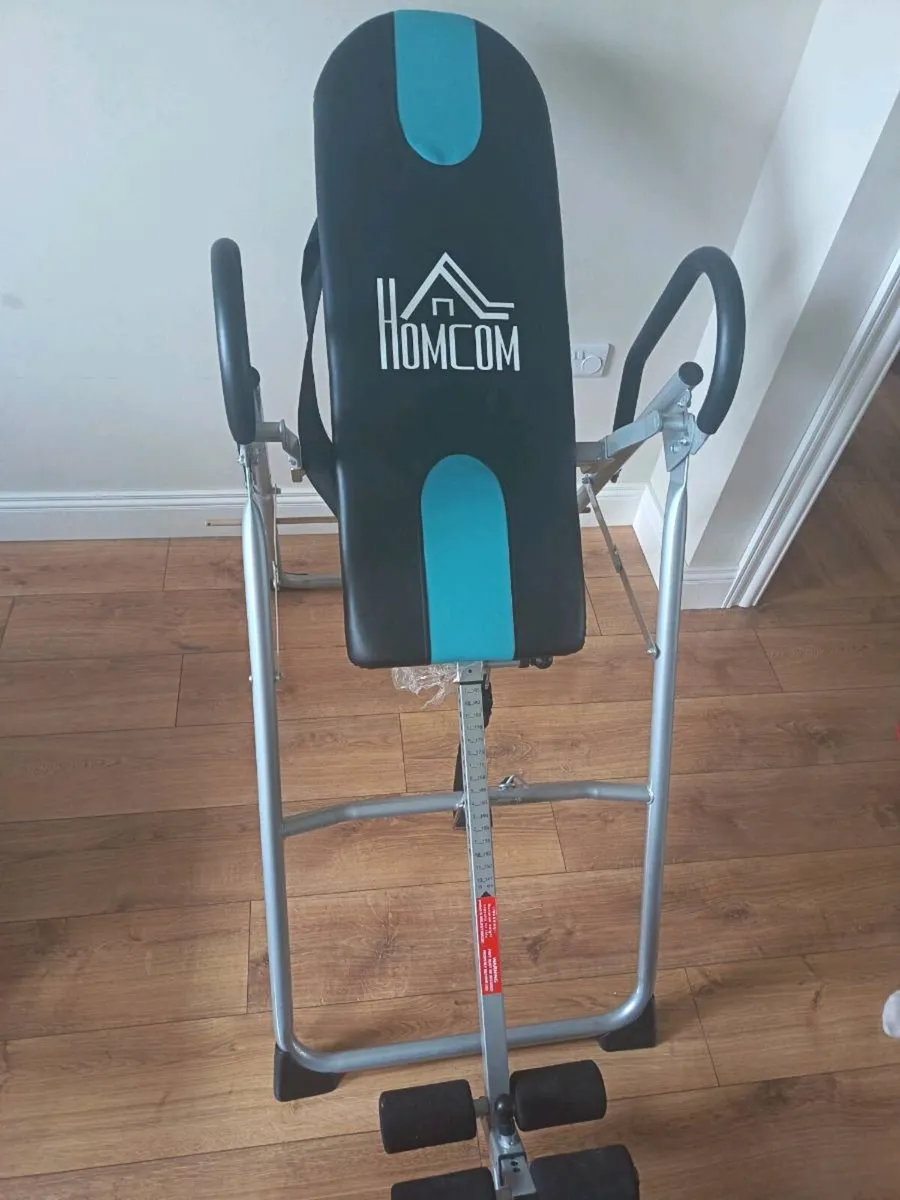 Foldable inversion table - Image 1