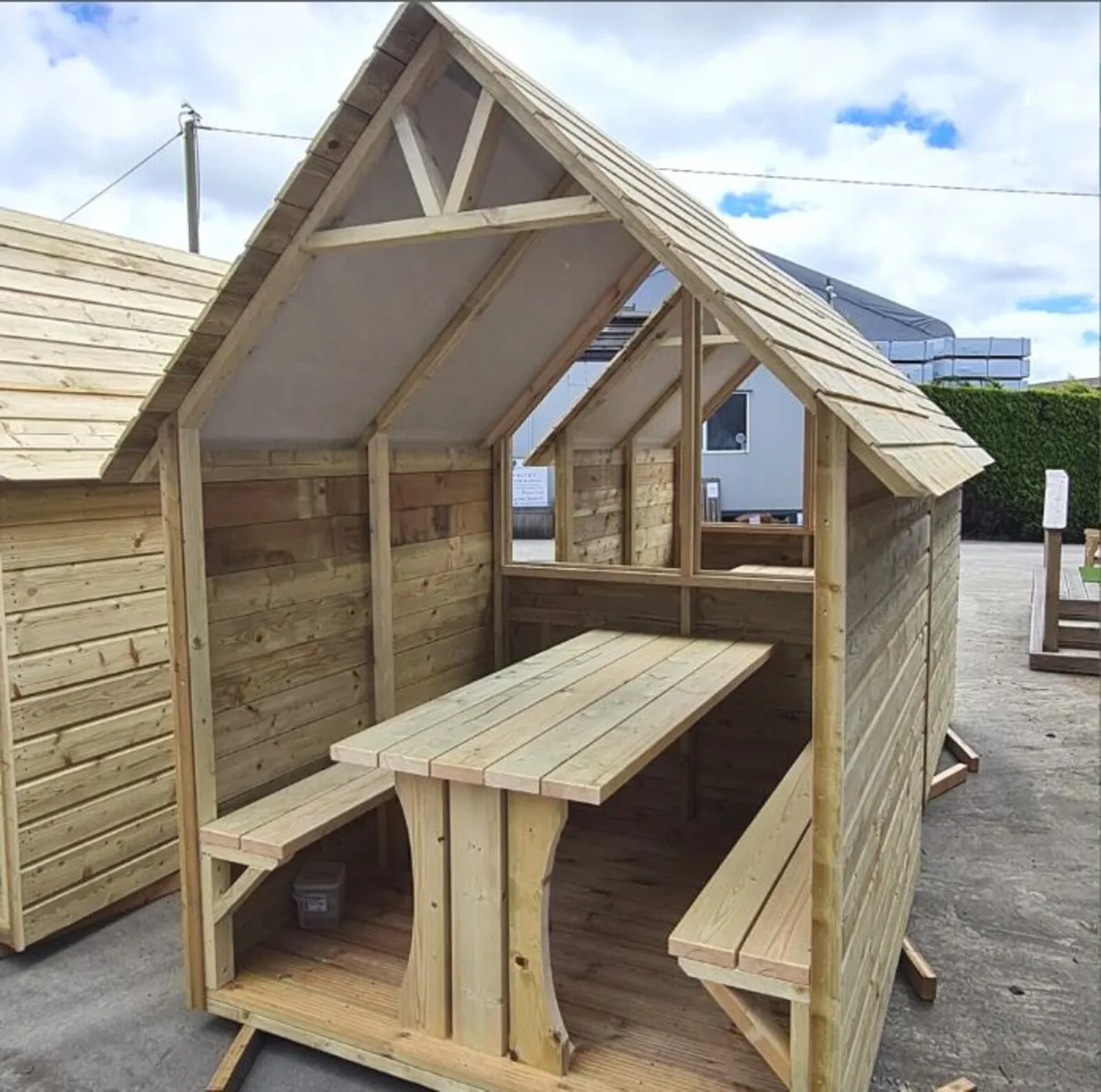 Outdoor Dining Pods - Image 2