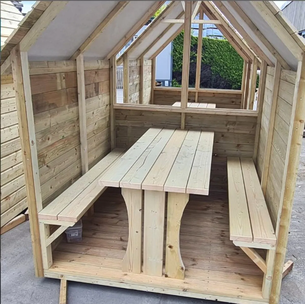 Outdoor Dining Pods - Image 3