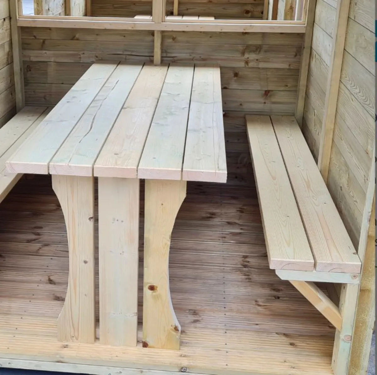Outdoor Dining Pods - Image 4