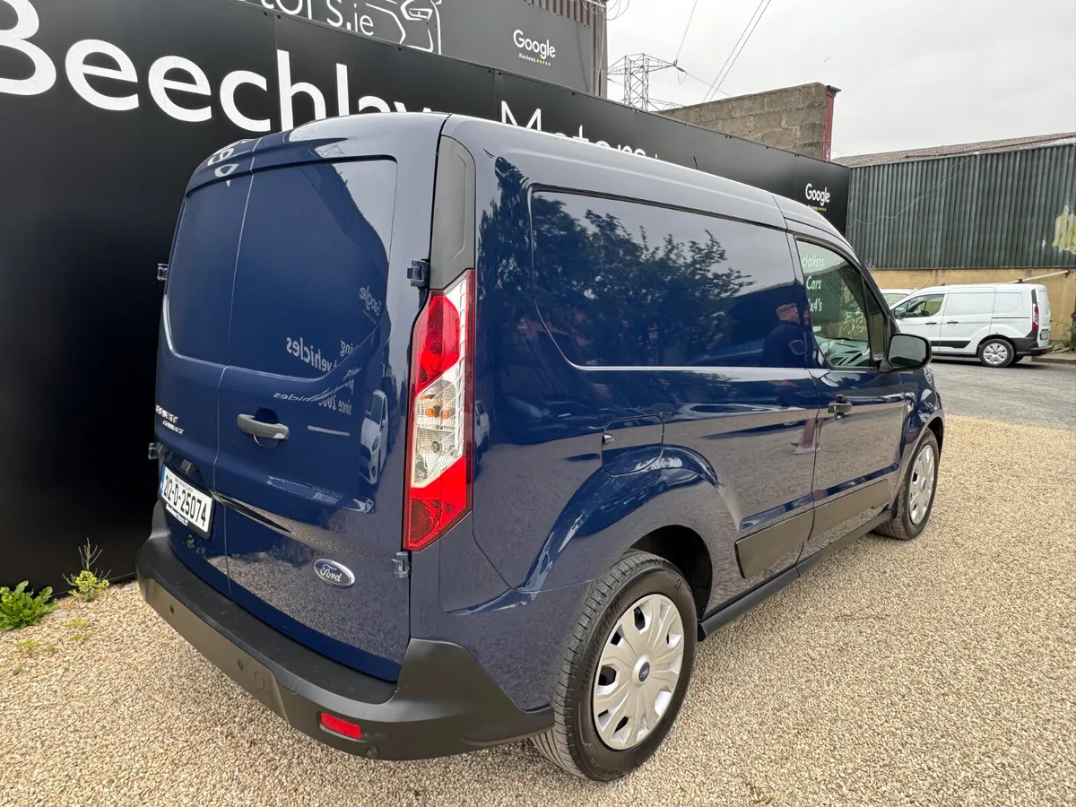 TRANSIT CONNECT 1.5 TDCI TREND 120 PS 3 SEATER - Image 4