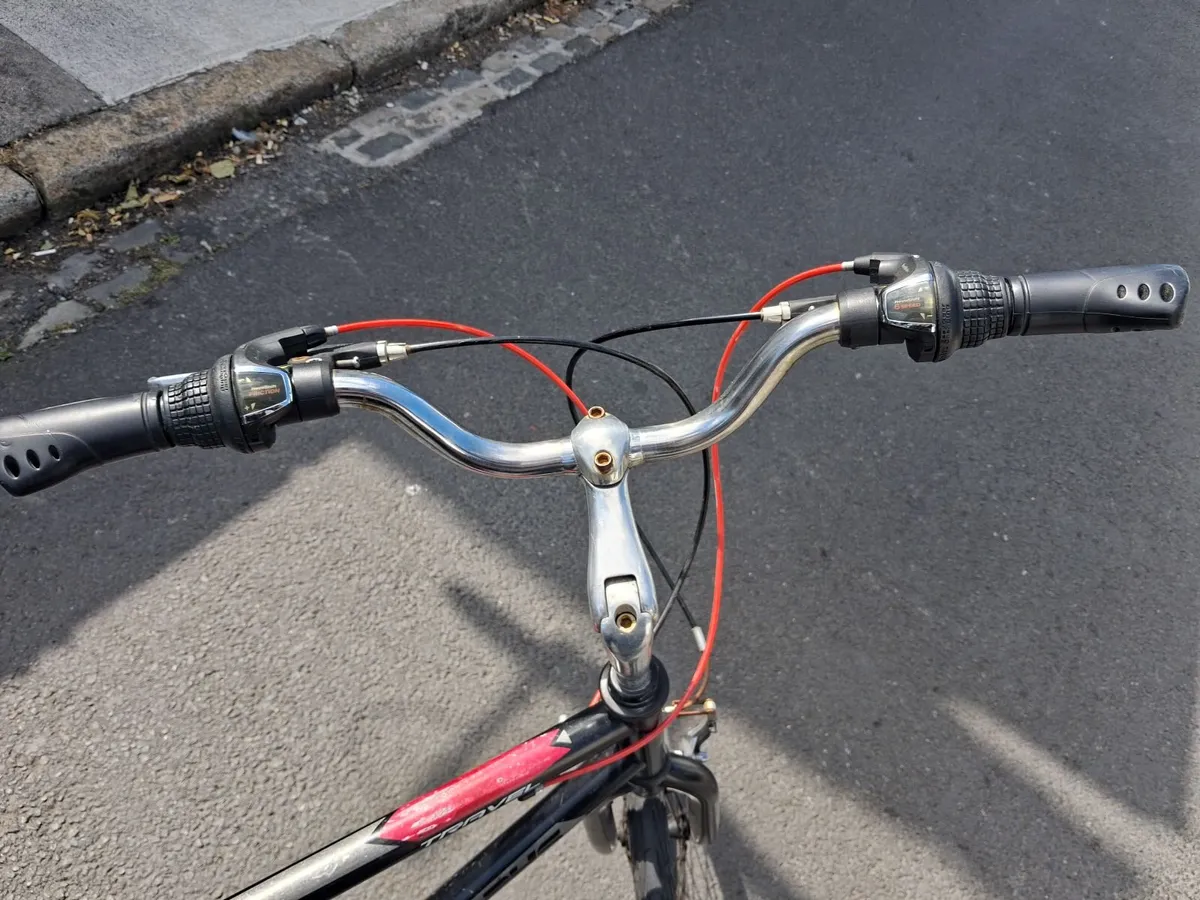 BHS Travel 18-speed hybrid bike - needs service - Image 2