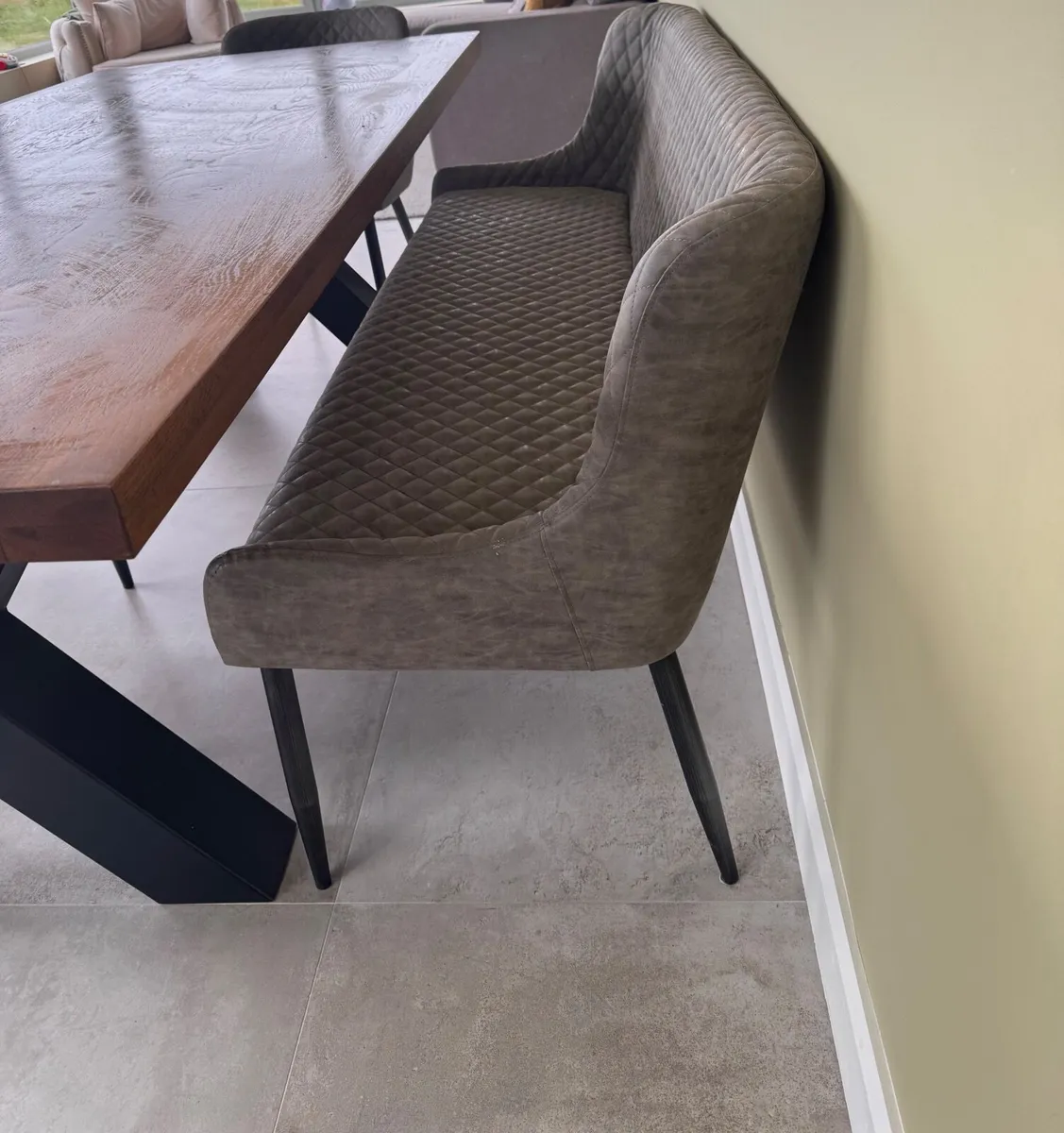 Dining table and chairs - Image 4