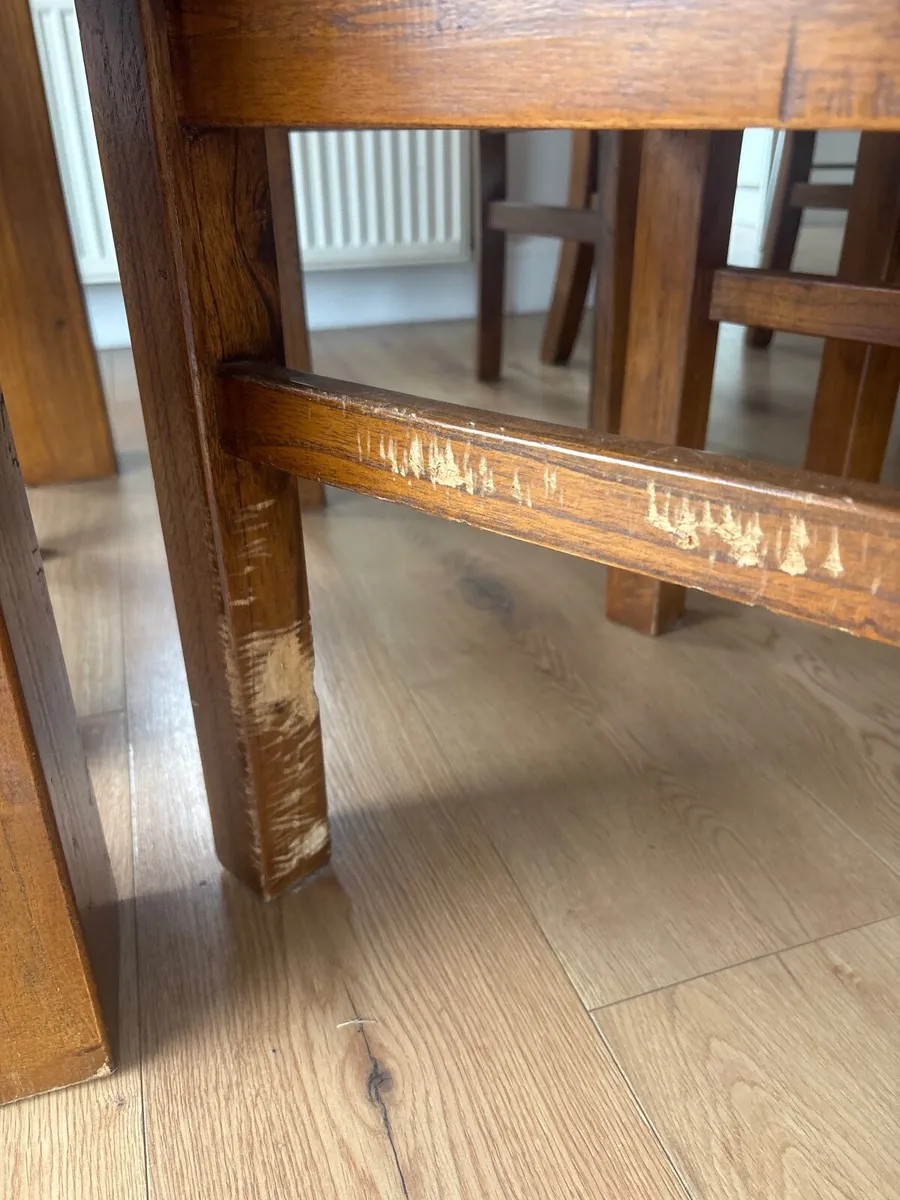 Dining table and 8 chairs - Image 3