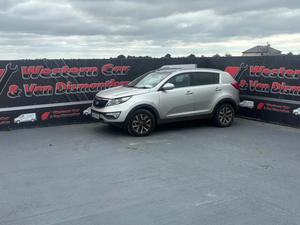 141 Kia sportage 1.7 for dismantling