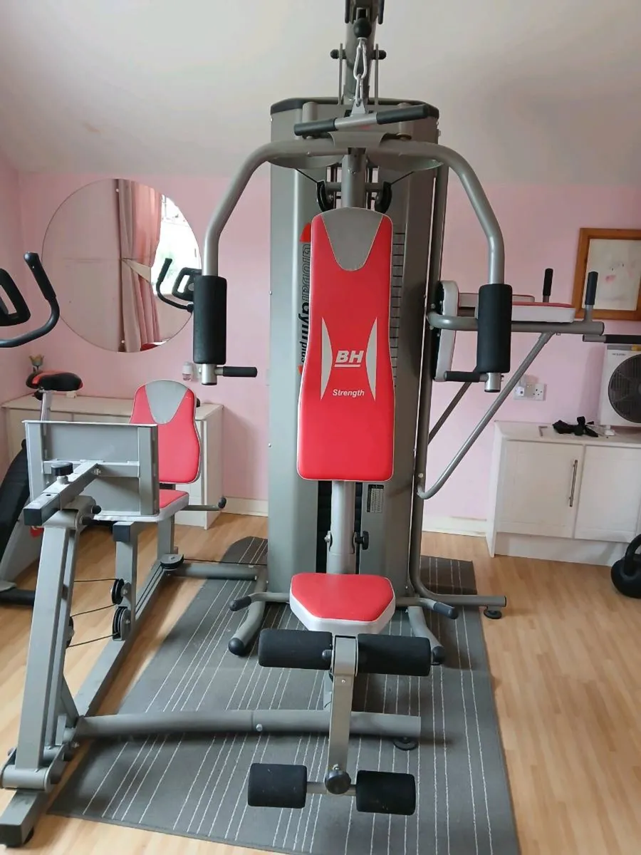 Gym equipment - Image 1