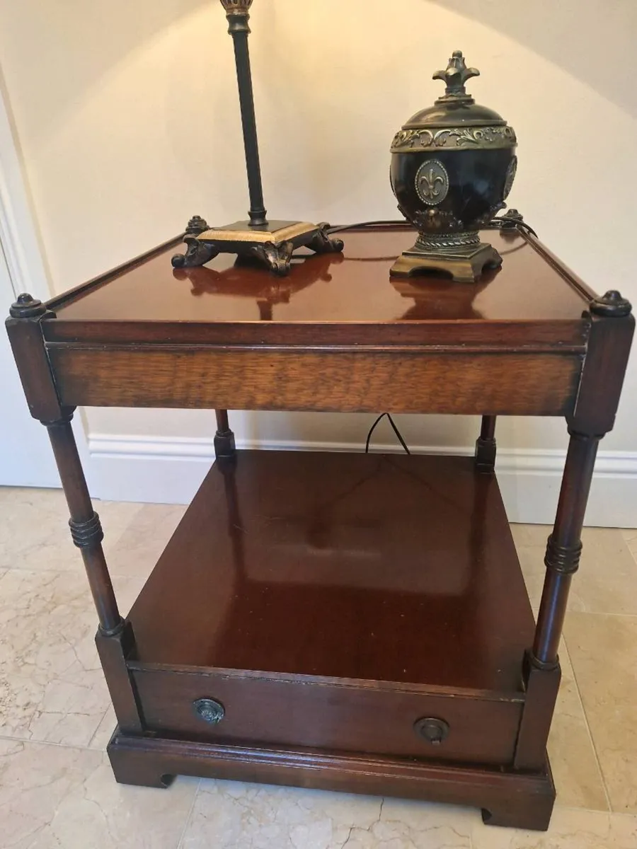 Table and Lamp - Image 2