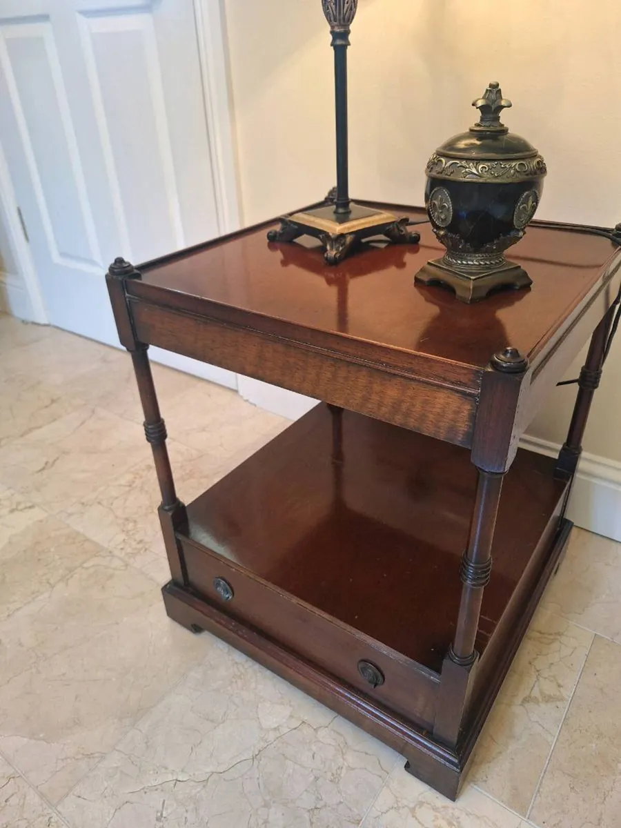 Table and Lamp - Image 3