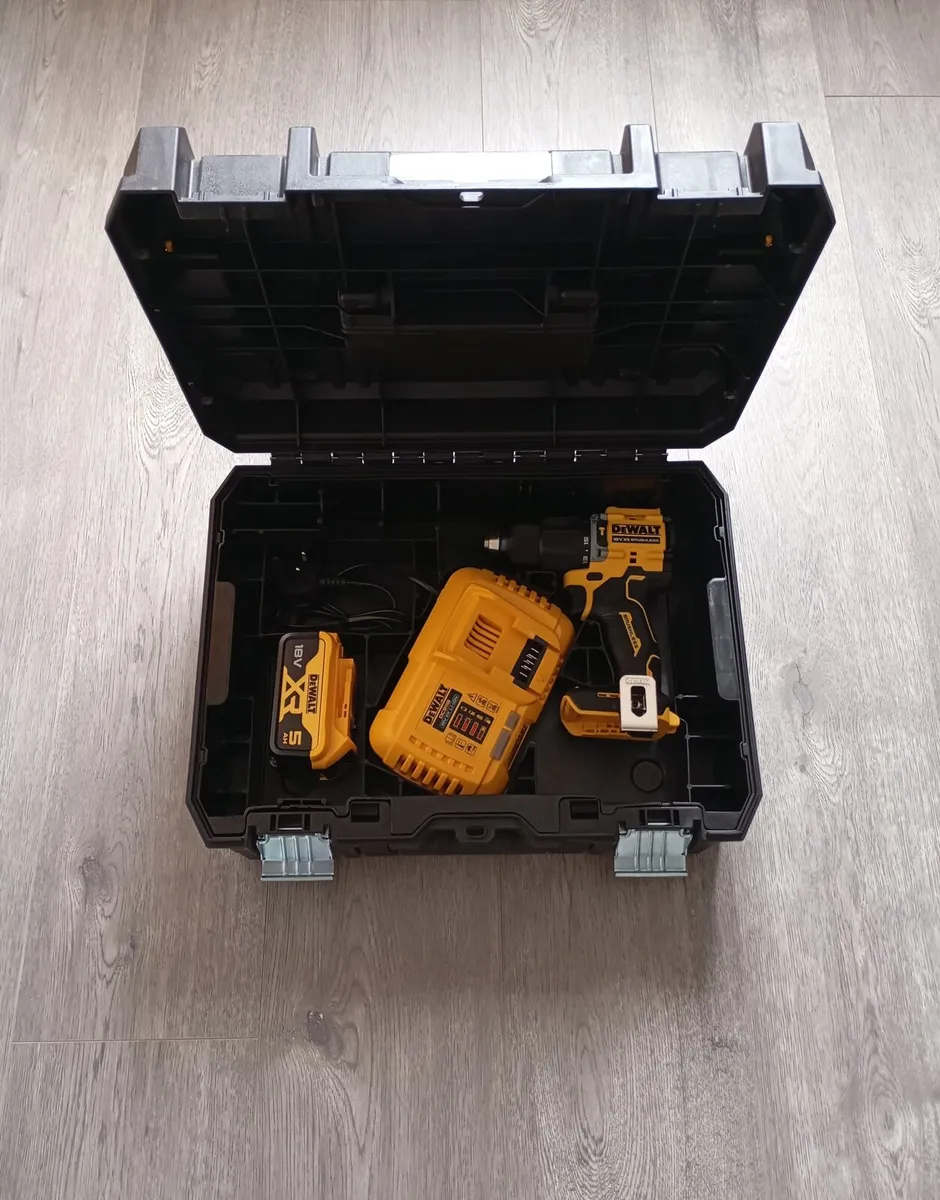 DeWalt Combi Drill Kit (New) - Image 2