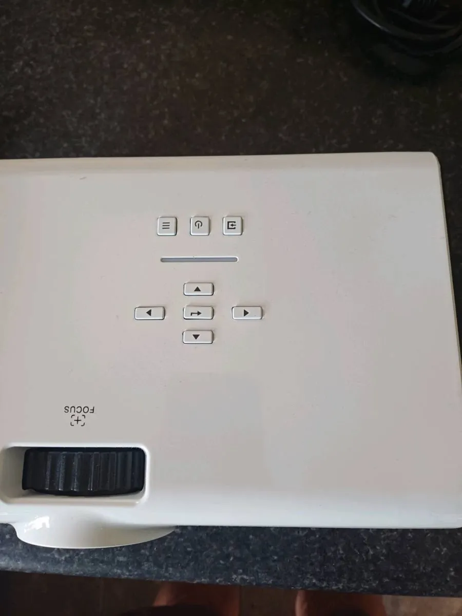 Elephas Home projector - Image 2