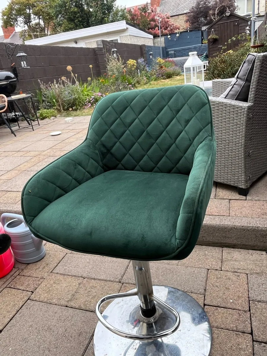 Adjustable Height Swivel Bar Stool - Image 3