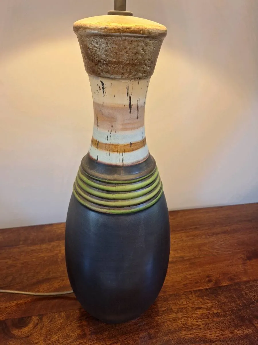 Lamp and Vase - Image 3