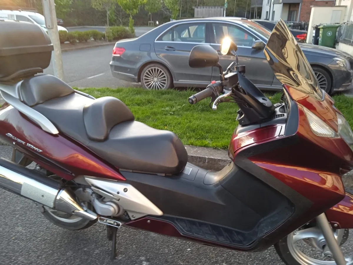 Honda silverwing 2003 - Image 1