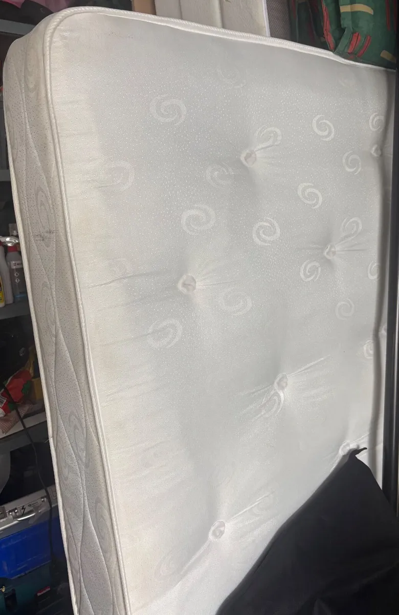 Double mattress for free