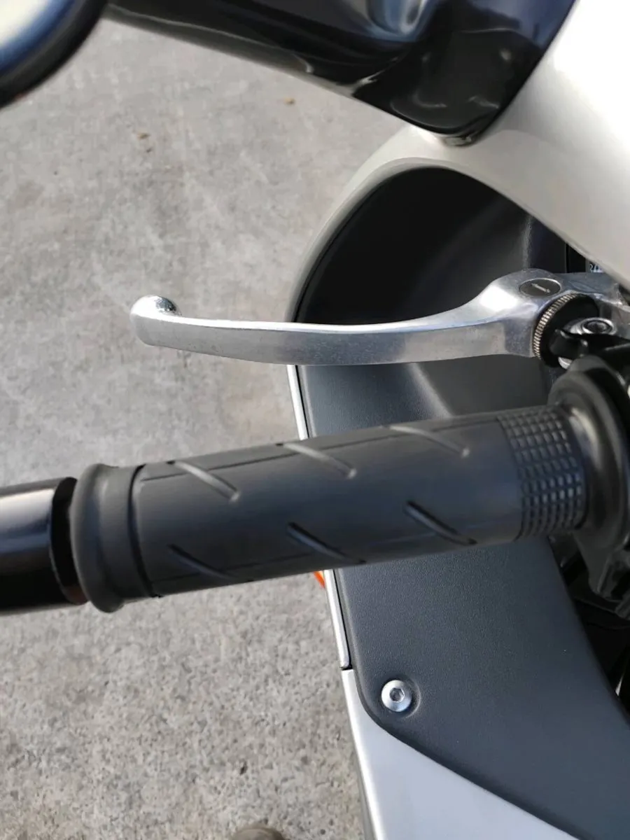 Honda vfr 800 - Image 3