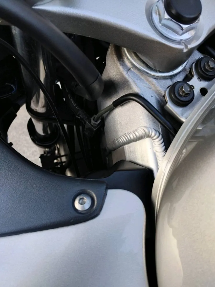Honda vfr 800 - Image 4