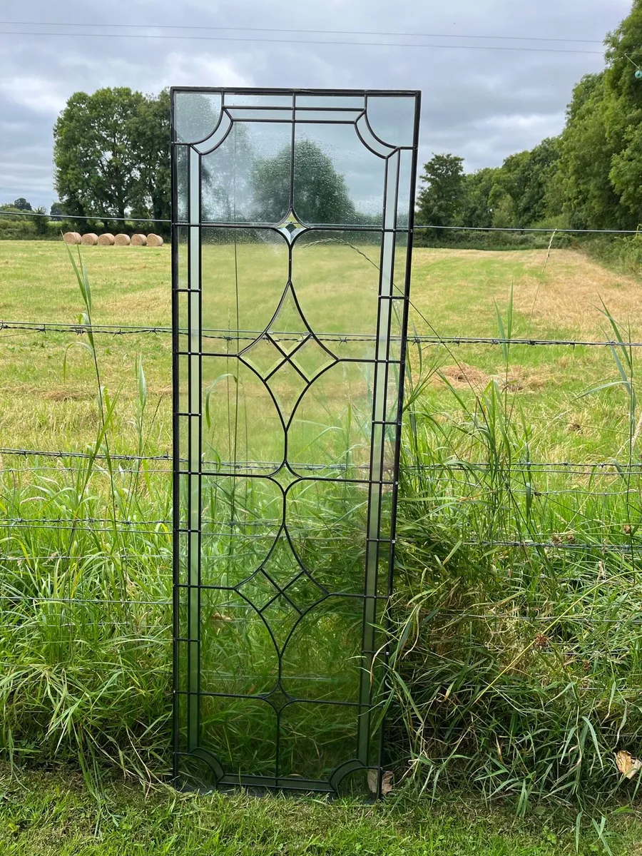 2xglass panels 54x174cm