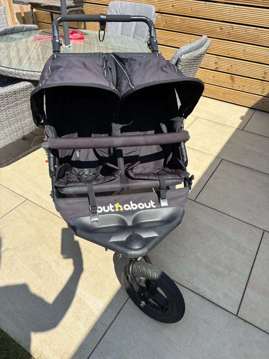 Out n about double buggy - Image 3