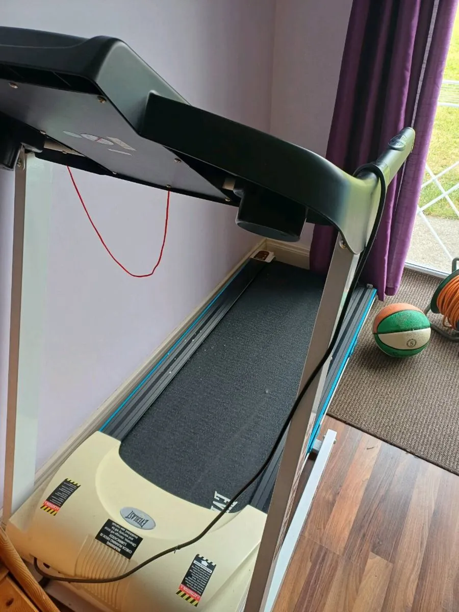 Treadmill - Image 2