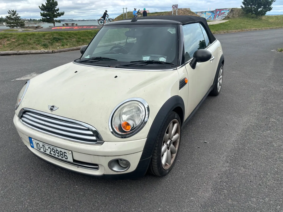 10 Mini Cabrio - Image 1