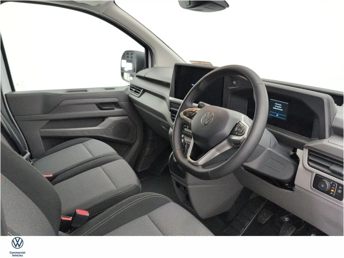 Volkswagen Transporter 30 VAN LWB TRENDLINE 110HP - Image 3