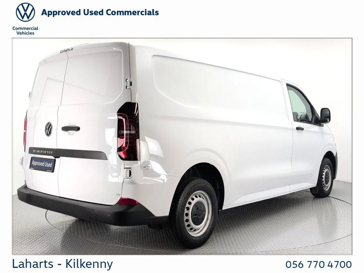 Volkswagen Transporter 28 VAN LWB TRENDLINE 110HP - Image 4