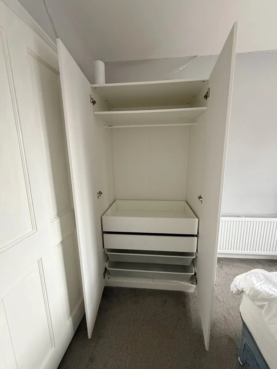 3 door white Wardrobe with long mirror detail - Image 4