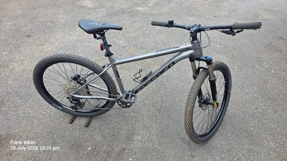 Carrera Mountain Bike 27.5" Shimano Deore 11Speed - Image 1