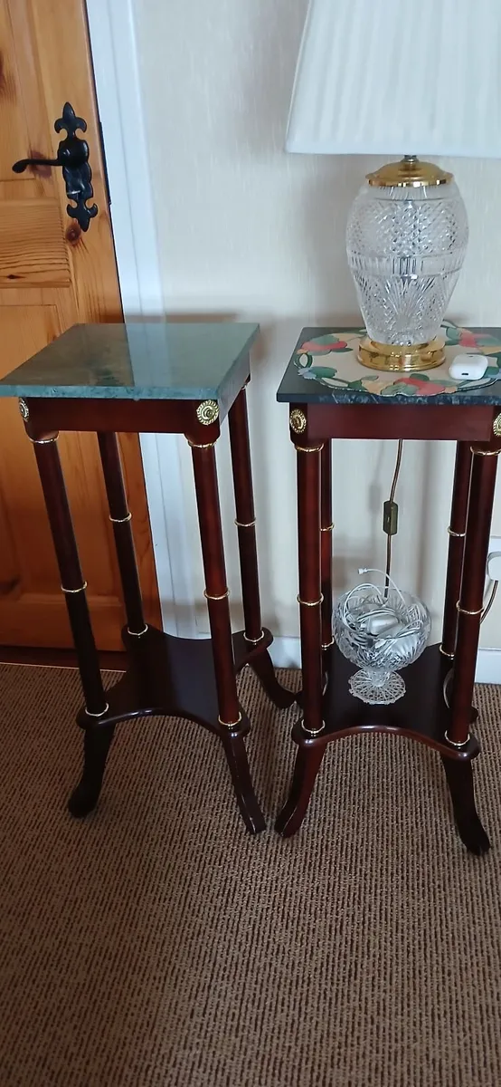Pair of lovely vintage tables with marble tops. - Image 4