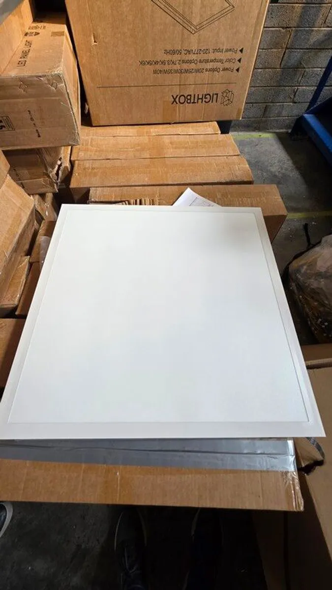 Led ceiling lights office x108 worth over 1k - Image 3