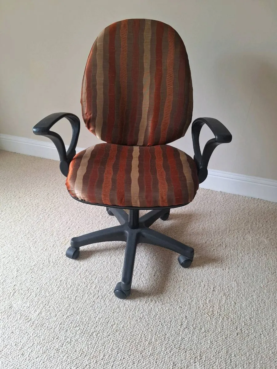 Free to take away: Office Chair - Image 1