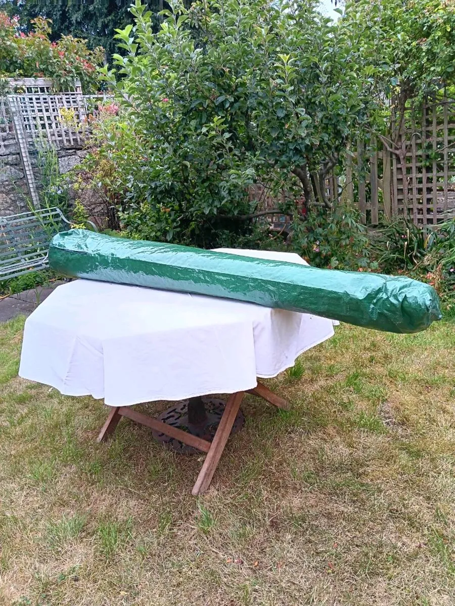 Garden table & umbrella - Image 2