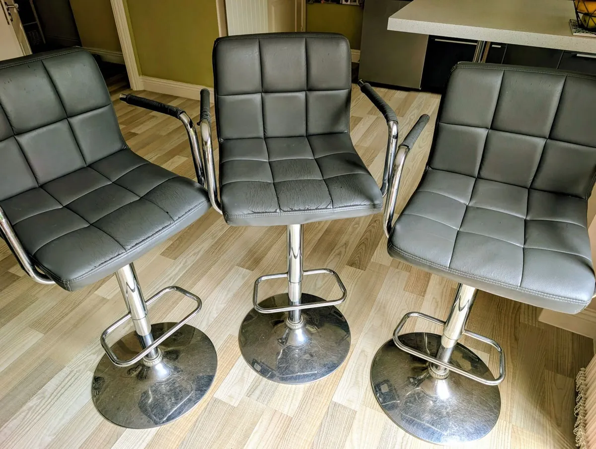 3  adjustable bar stools - Image 1