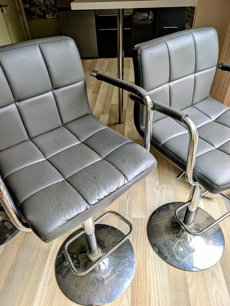 3  adjustable bar stools - Image 3