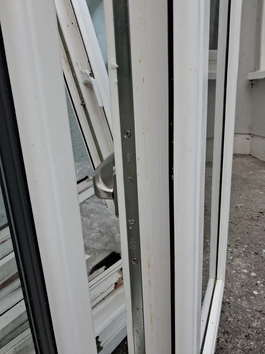 TRIPLE GLAZED WINDOW - Image 4