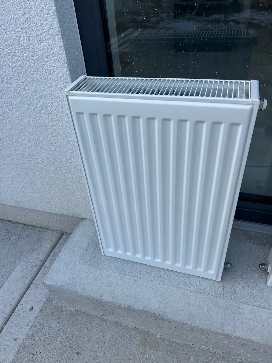 2 Radiators - Image 3
