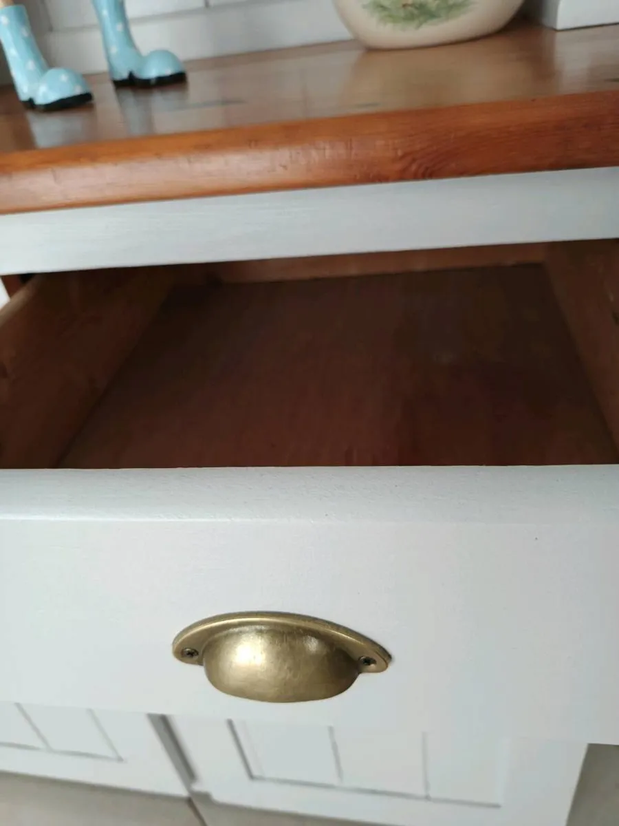 Kitchen dresser - Image 4