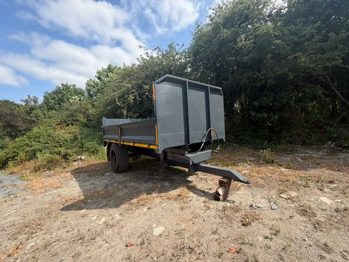 Tipping Trailer - Image 2