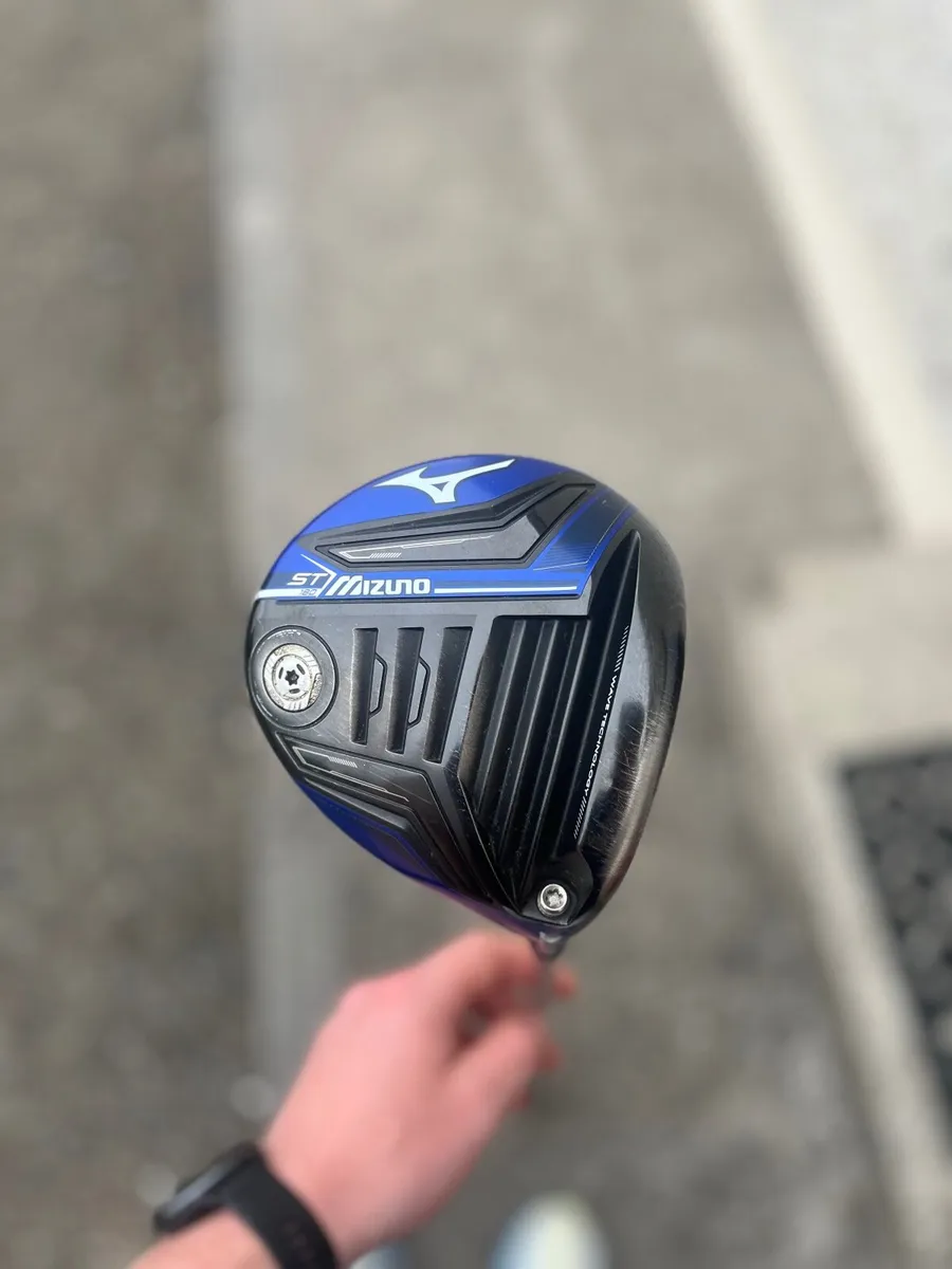 Mizuno ST180 RH Golf Driver - Image 2