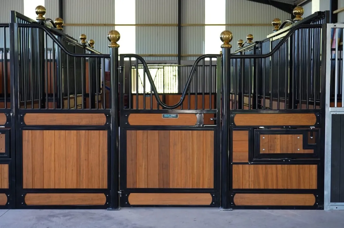 Horse Stables and Showjumps Clearance , Outdoor - Image 3