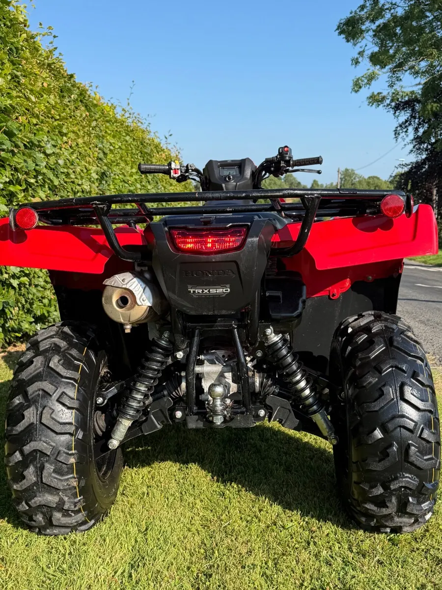 Honda 520 Manual Demo Only 30hrs power steering - Image 4