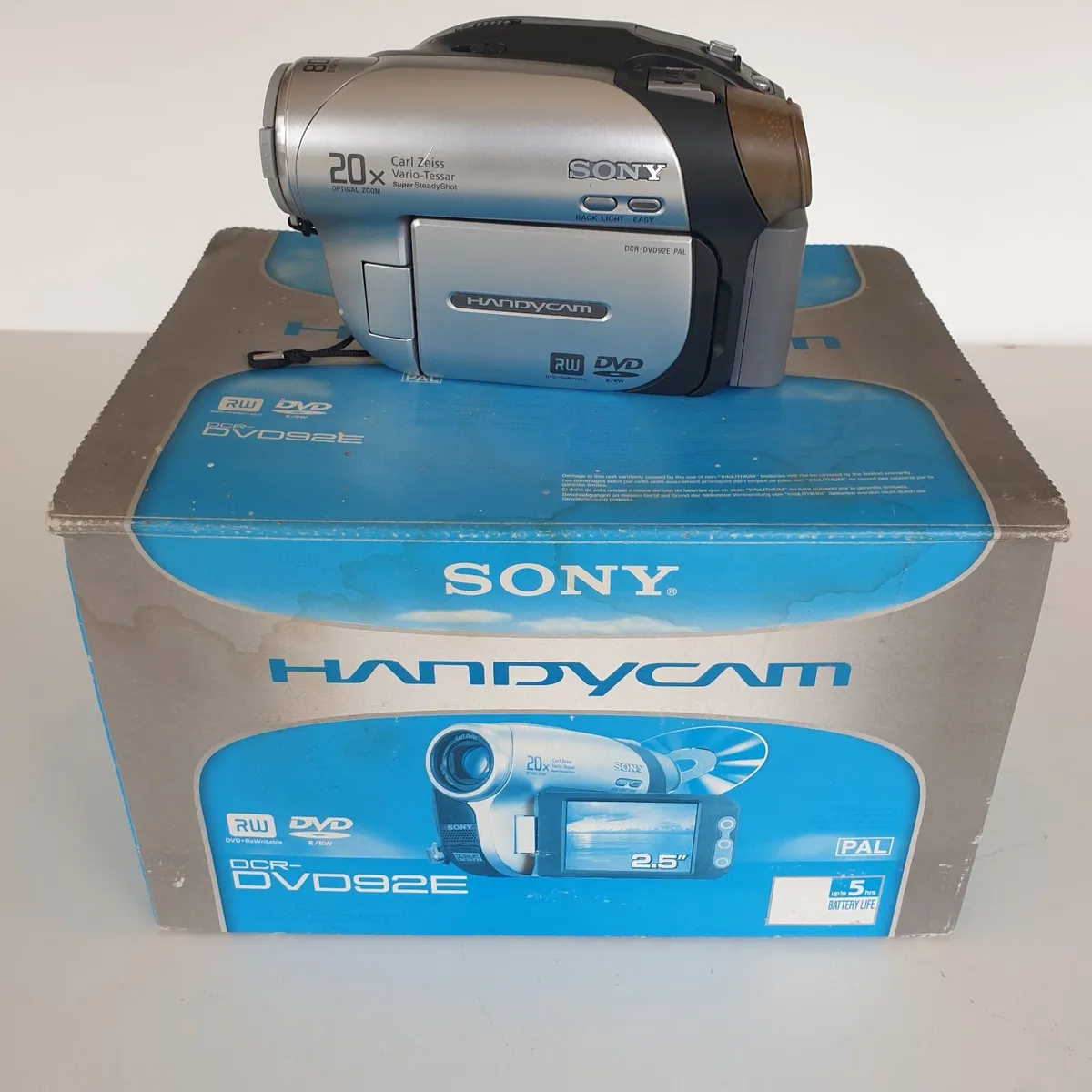 Sony handycam DVD 92E READ - Image 1